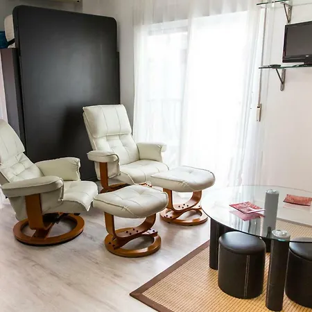 Elizondo Centro By A&v בנידורם